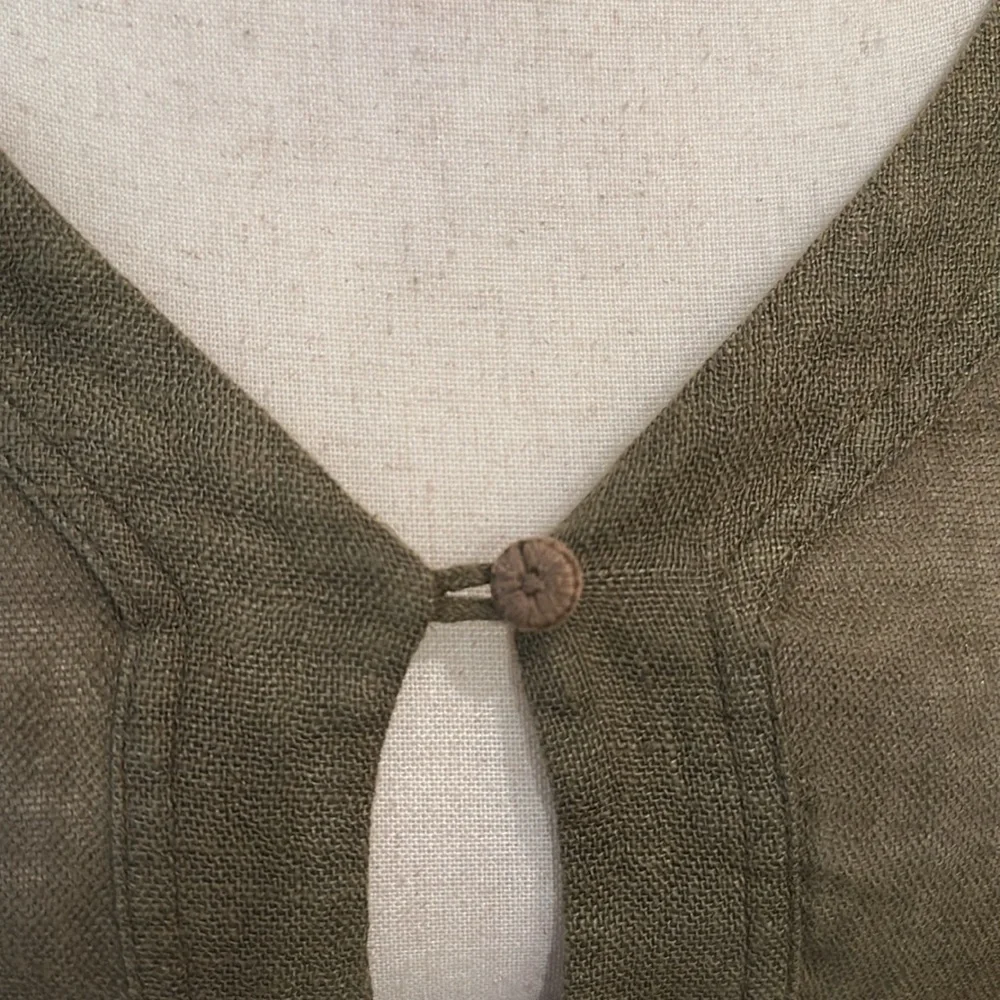 EILEEN FISHER LINEN LONG SLEEVE TUNIC SMALL OLIVE GREEN  KEY HILE
FRONT - Picture 4 of 8
